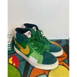 Nikes Men's Sb Zoom Blazer Size‎ 9